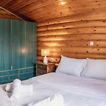 Mountain Escape 木屋 卡尔派尼西翁