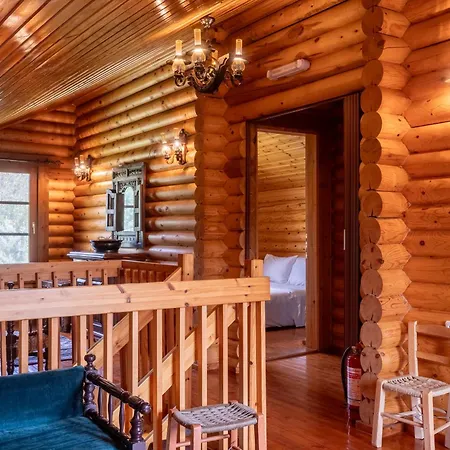 Mountain Escape * 卡尔派尼西翁