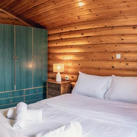 Mountain Escape 木屋 卡尔派尼西翁